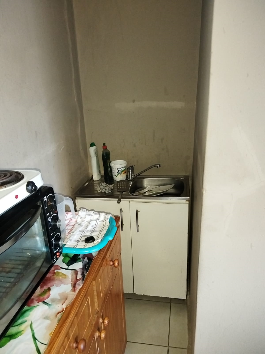 2 Bedroom Property for Sale in Electric City Western Cape
